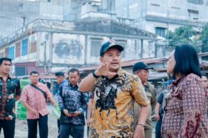 Walikota Tebing Tinggi Tekankan Dalam 2 Hari Melengkapi Fasilitas Listrik dan Air Untuk Pasar Inpres