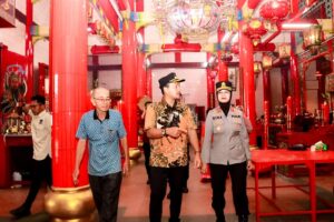 Walikota dan Kapolres Tebing Tinggi Kunjungi Serta Pastikan Keamanan Perayaan Imlek di Vihara