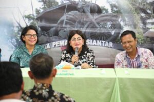 Ketua TP PKK Ny Liswati Buka Sosialisasi dan Pelatihan IVA Test di Siantar Selatan