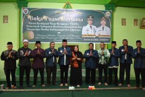 Bupati Humbang Hasundutan Buka Puasa Bersama FKUB Dan Masyarakat Muslim Doloksanggul